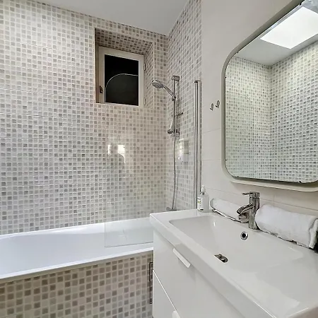 Hyper Centre Cachet Ancien 6 Voyageurs Wifi ! Apartment Clermont-Ferrand