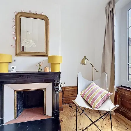 Apartment Hyper Centre Cachet Ancien 6 Voyageurs Wifi ! Clermont-Ferrand